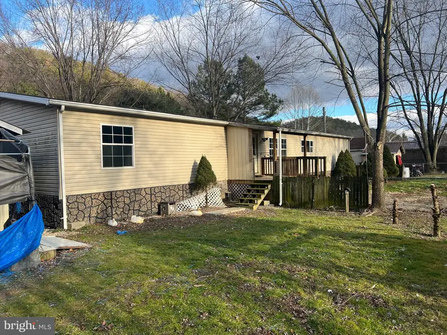 148 Sonnybrook Ln, Keyser, WV 26726 - Image #2