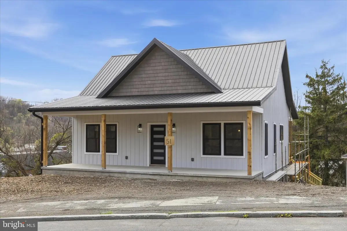 51 State St, Keyser, WV 26726 - #1