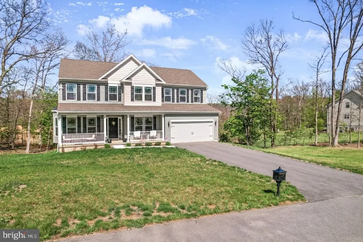 1561 N Lakewood Dr, Ridgeley, WV 26753 - #1