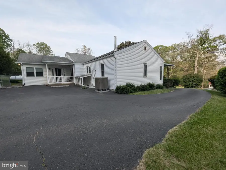 5040 Frankfort Hwy, Ridgeley, WV 26753 - #3