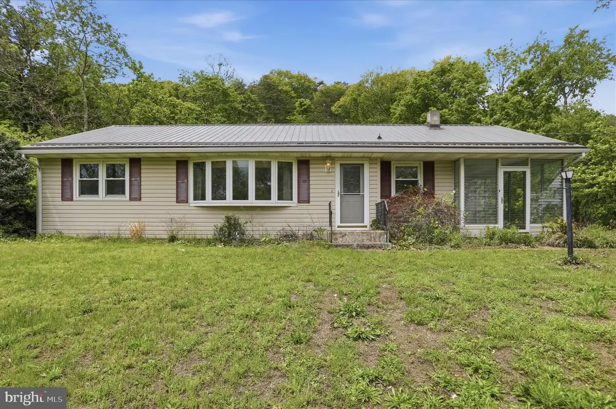 1076 Frankfort Hwy, Ridgeley, WV 26753 - #1