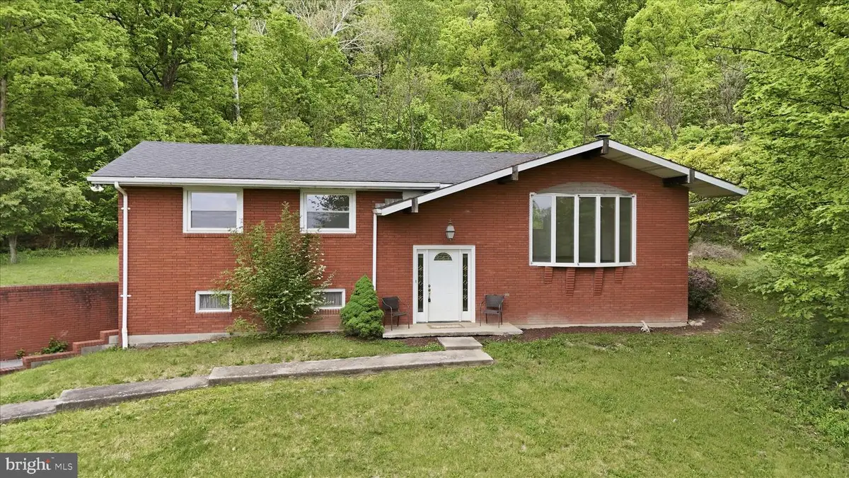 79 Moon Crest St, Ridgeley, WV 26753 - #1