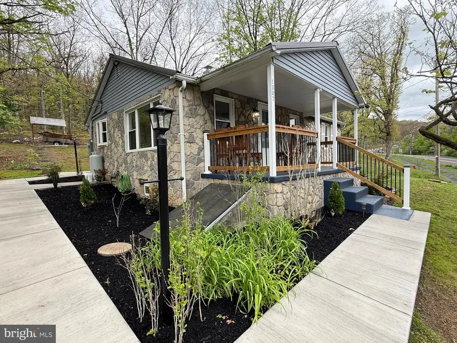 1327 Cut Off Rd, Keyser, WV 26726 - #2