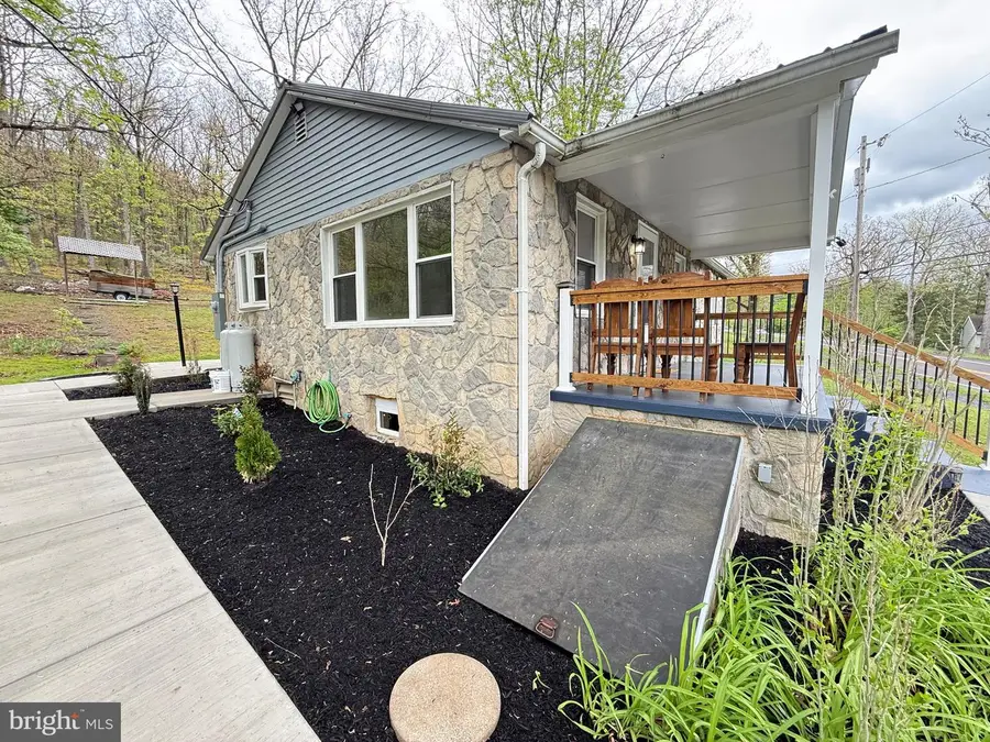 1327 Cut Off Rd, Keyser, WV 26726 - #3