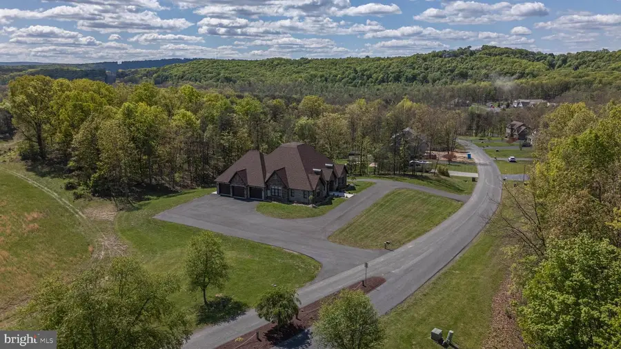 113 N Lakewood Dr, Ridgeley, WV 26753 - #2