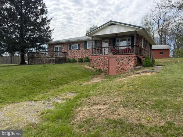 54 Ronace Ln, KEYSER, WV 26726