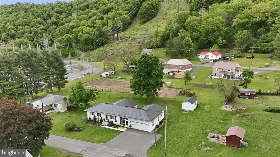 46 Ohio St, Ridgeley, WV 26753 - #3