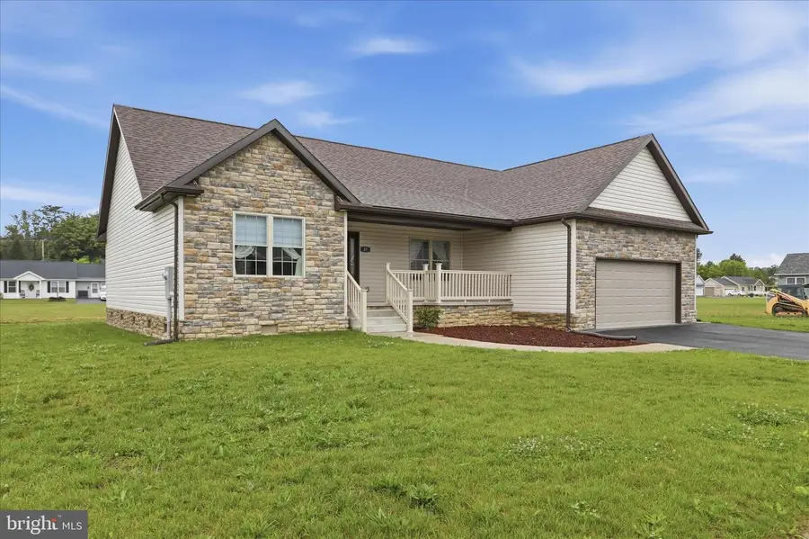 37 W Creek Run Loop, Fort Ashby, WV 26719 - #2