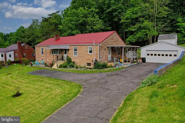 5046 Frankfort Hwy, RIDGELEY, WV 26753