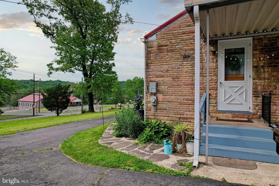 5046 Frankfort Hwy, Ridgeley, WV 26753 - #2