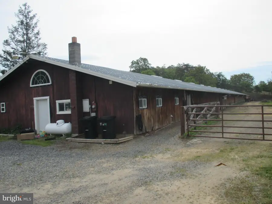 176 Pinedoro Ln, Keyser, WV 26726 - #2