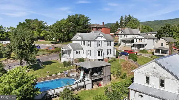 133 James St, KEYSER, WV 26726