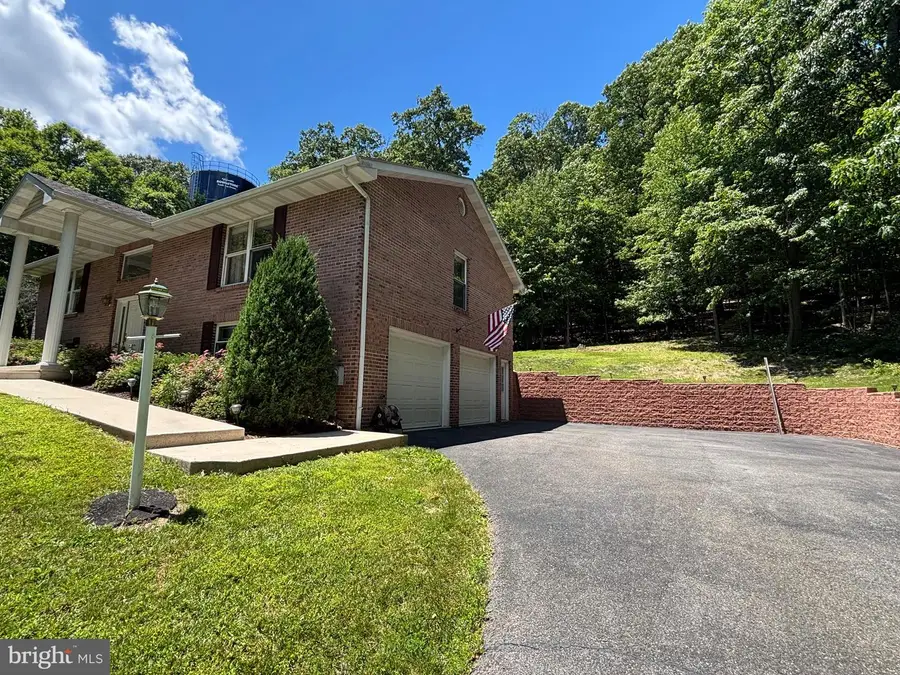 695 Sherwood Dr, Ridgeley, WV 26753 - #3