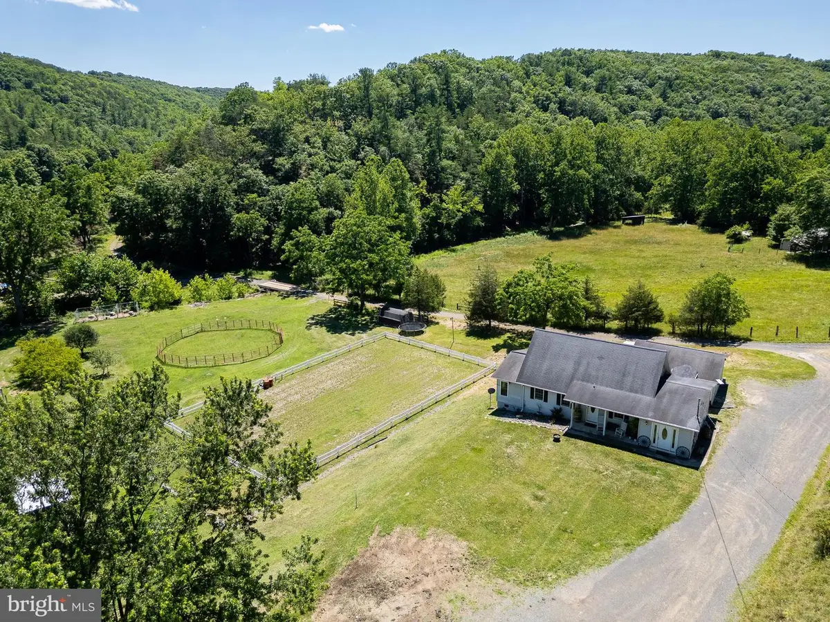 2084 Double Cribbs Rd, Burlington, WV 26710 - #1