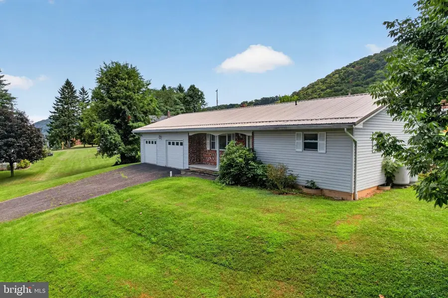 189 S Pennsylvania St, Ridgeley, WV 26753 - #2