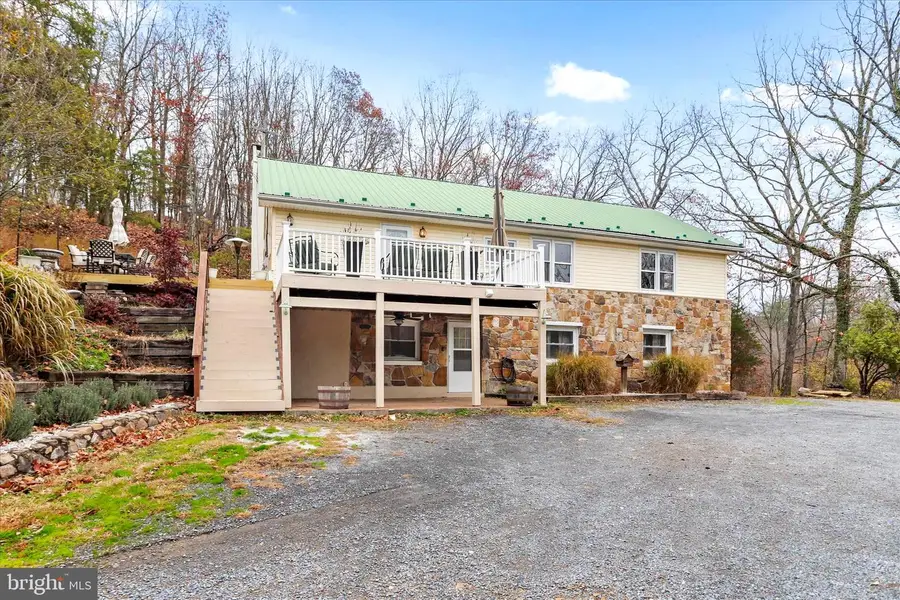 571 Martinsburg Rd, Berkeley Springs, WV 25411 - Image #3