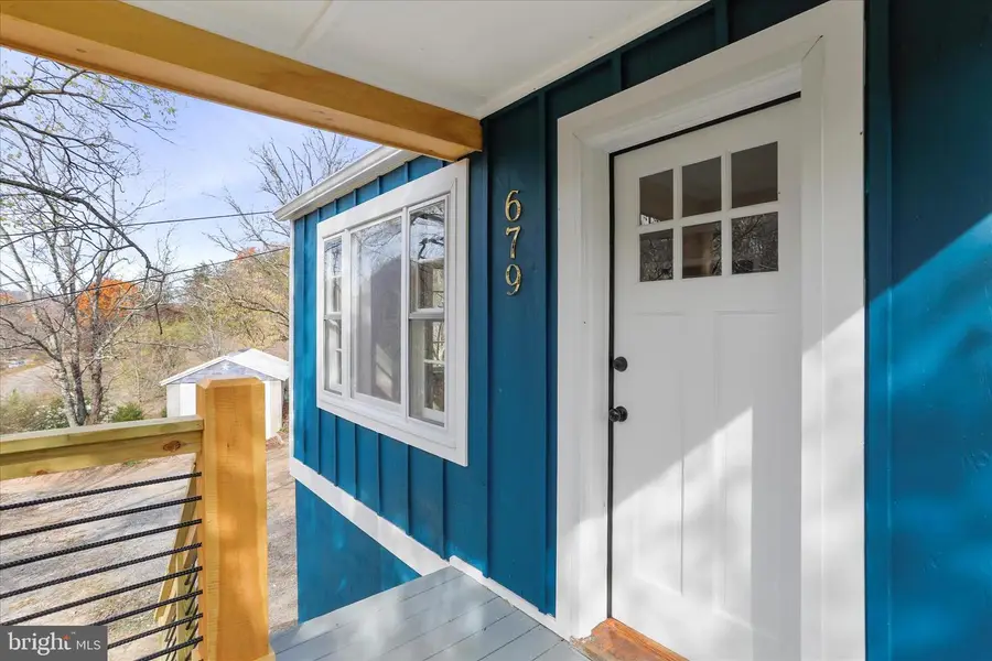 679 Winchester Grade Rd, Berkeley Springs, WV 25411 - Image #3
