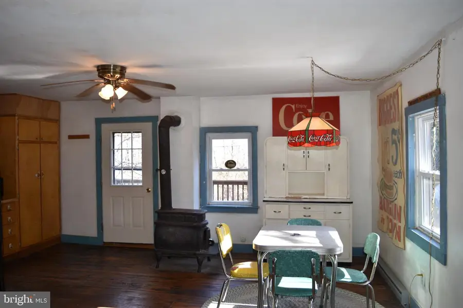 1417 Mountainside, Berkeley Springs, WV 25411 - Image #2