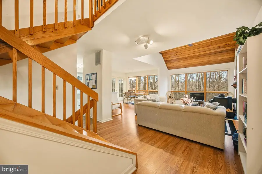 16 S Gopher Trl, Berkeley Springs, WV 25411 - Image #3