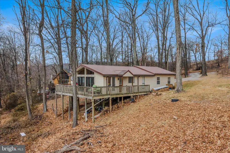 384 Trapper Ridge Ln, Hedgesville, WV 25427 - Image #2