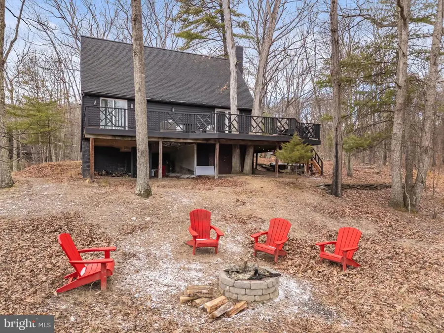 621 Cedar Run Ln, Great Cacapon, WV 25422 - Image #3