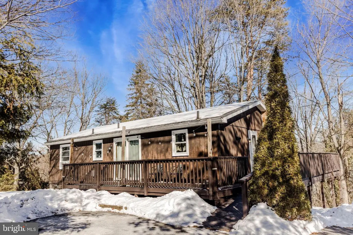 110 Tower Cir, Berkeley Springs, WV 25411 - #1