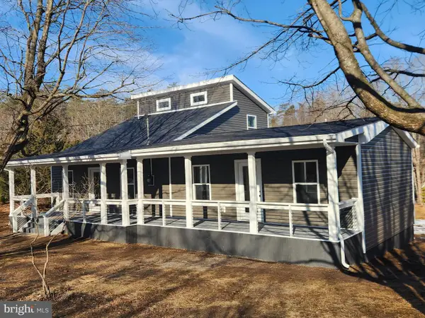 36 Plum Tree Ln, BERKELEY SPRINGS, WV 25411