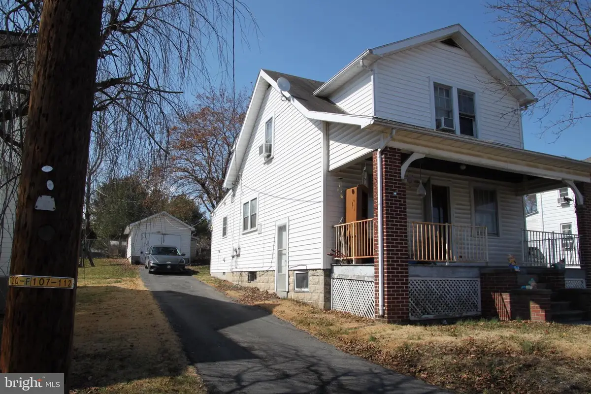 174 Mccoole Ave, Paw Paw, WV 25434 - #1