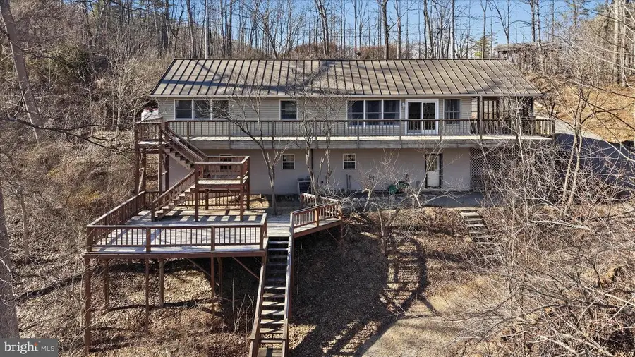 3 Running Waters Way, Great Cacapon, WV 25422 - #2