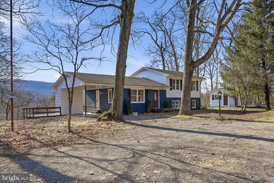 2280 Pine Grove Rd, Berkeley Springs, WV 25411 - #3