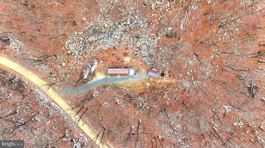 117 Roberts Rd, Great Cacapon, WV 25422 - #2