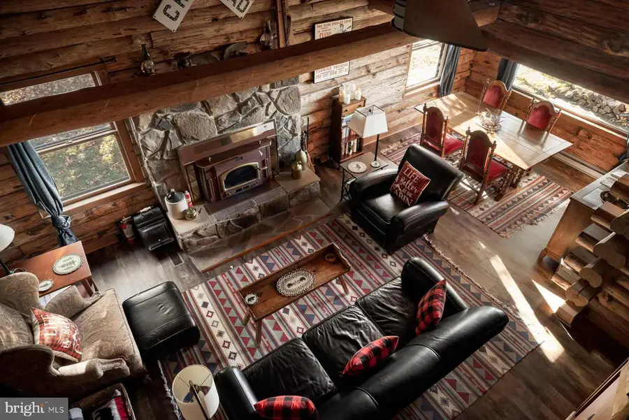 150 Eagle Point Ln, Paw Paw, WV 25434 - #3