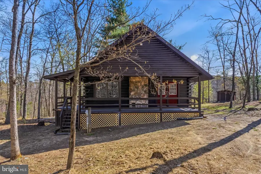 430 Homewood Hollow Ln, Berkeley Springs, WV 25411 - #2