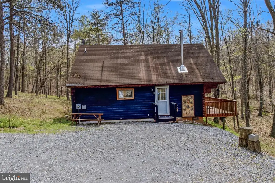 264 Clear Spring Ln, Berkeley Springs, WV 25411 - #3