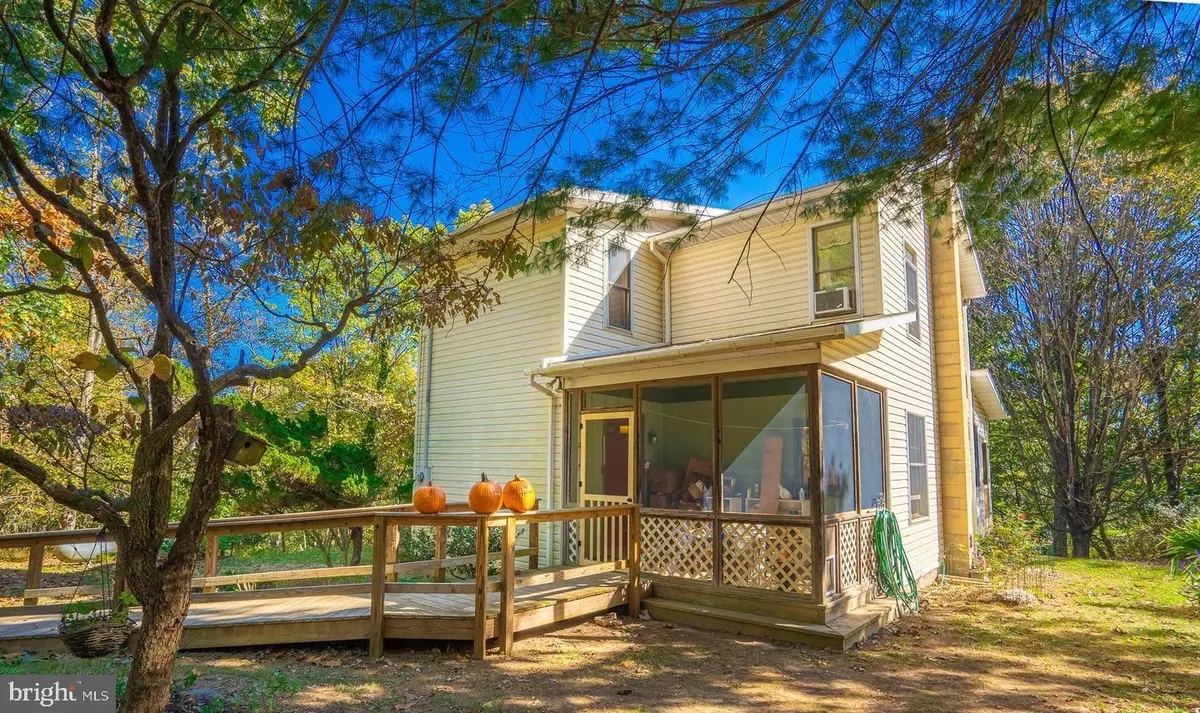 295 Greenwoods Dr, Berkeley Springs, WV 25411 - #1