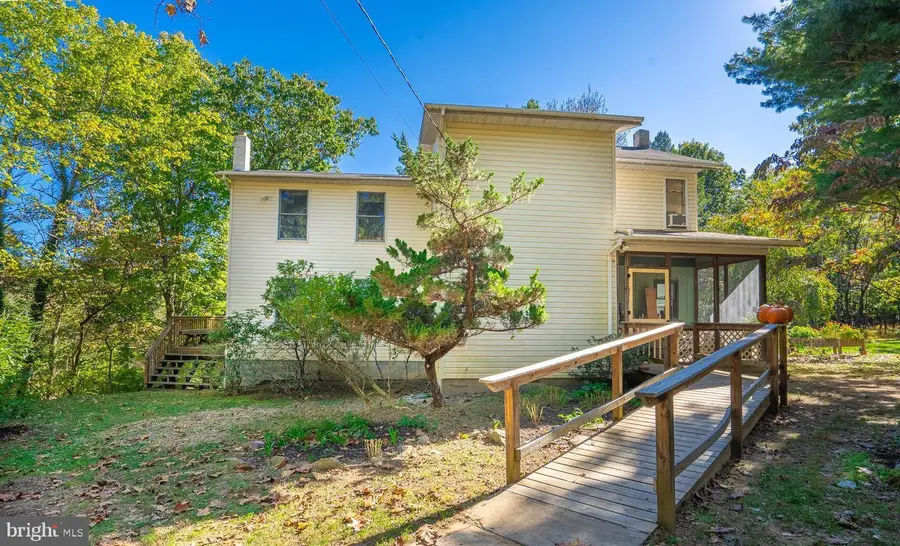 295 Greenwoods Dr, Berkeley Springs, WV 25411 - #3