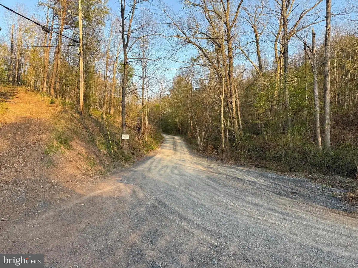 Hackamore Ln, Berkeley Springs, WV 25411 - #1