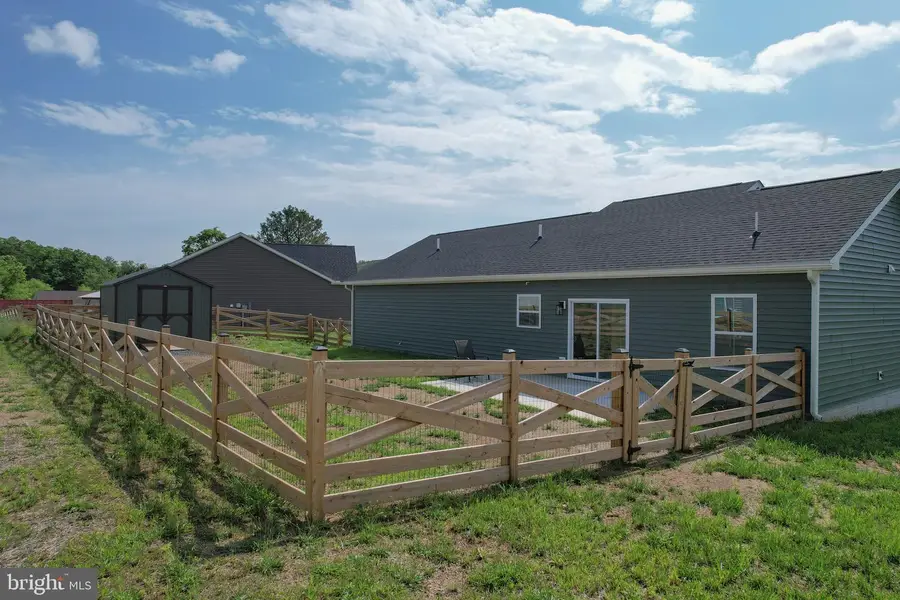 147 Greg Dr, Berkeley Springs, WV 25411 - #2
