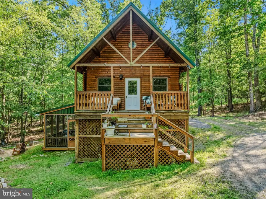 122 Honey Locust Ln, Great Cacapon, WV 25422 - #3