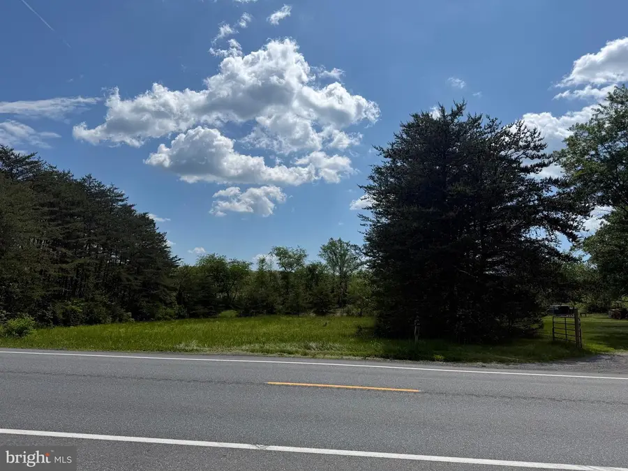 4539 Valley Rd, Berkeley Springs, WV 25411 - #3