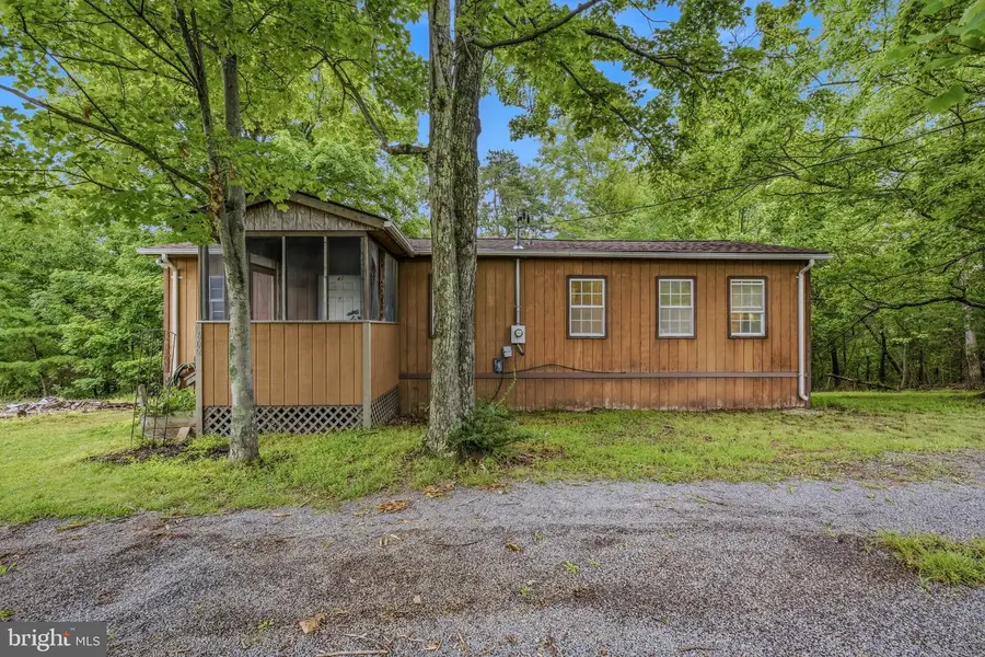 602 Plum Tree Ln, Berkeley Springs, WV 25411 - #2