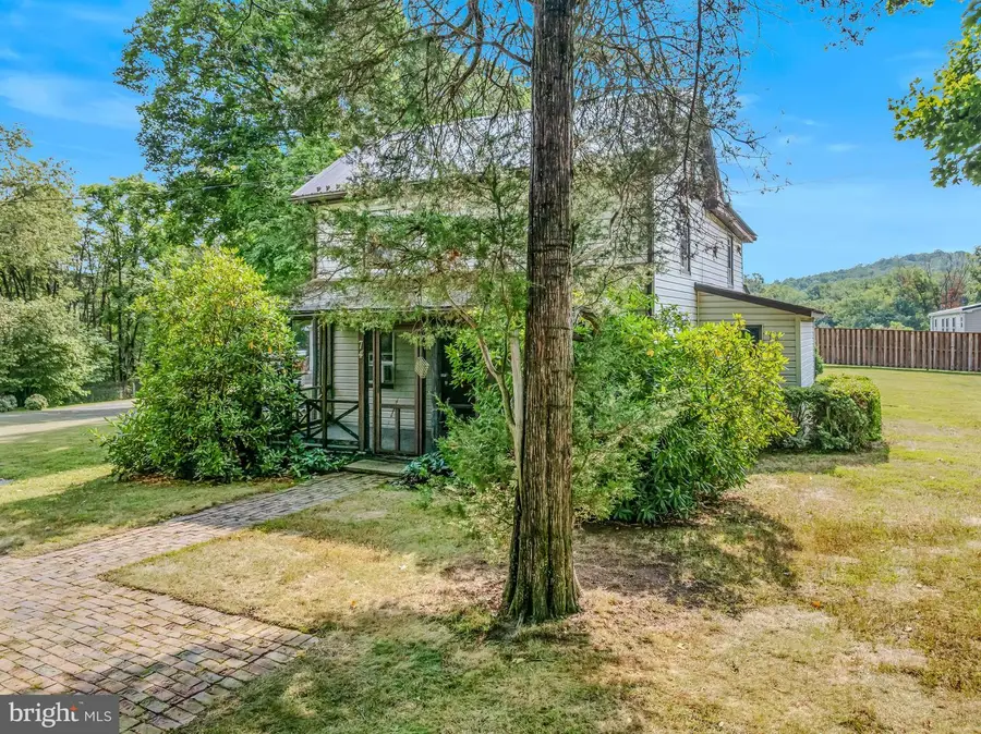 74 Bayberry Ln, Berkeley Springs, WV 25411 - #2
