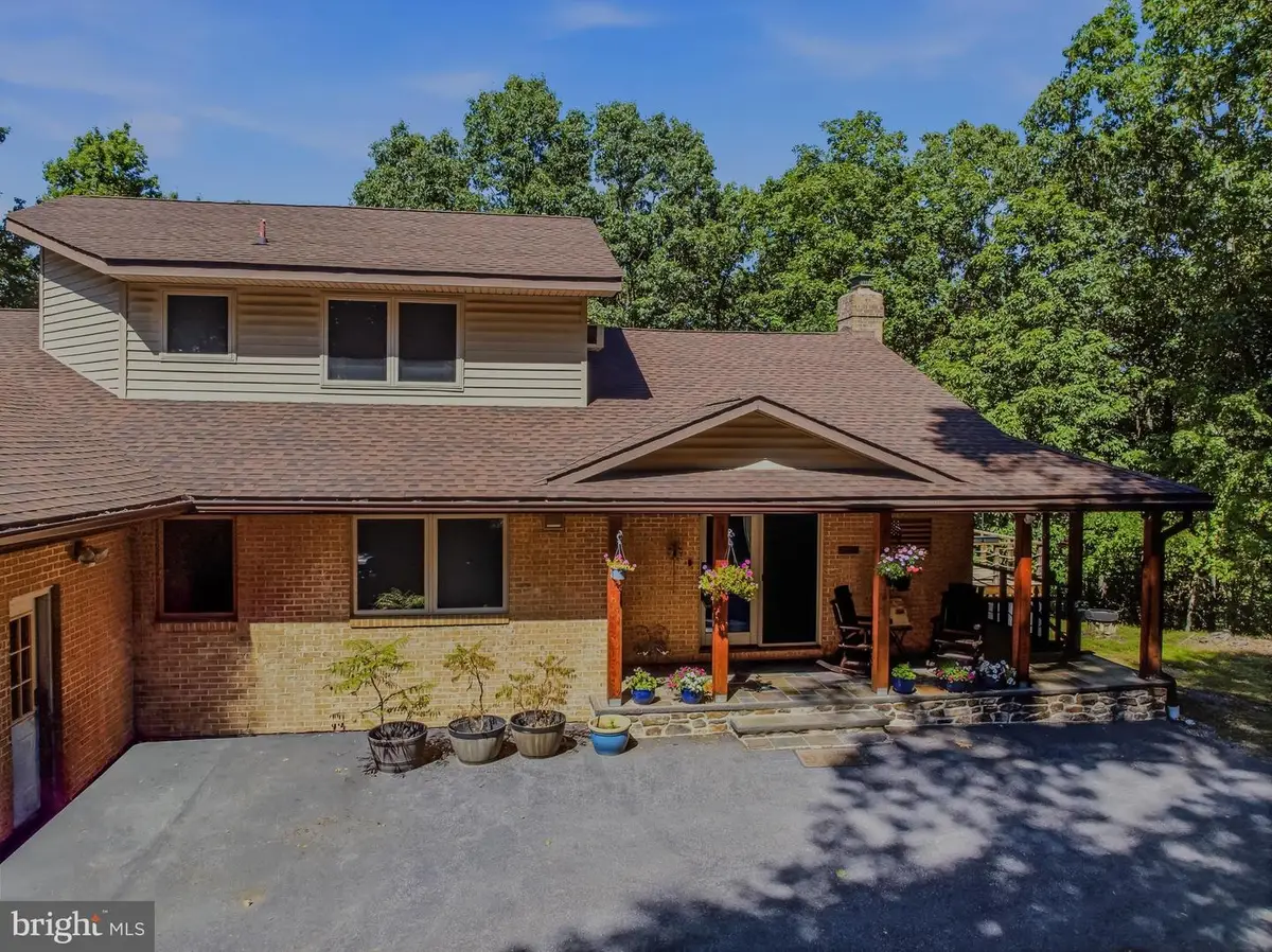 297 Deerwood Ln, Berkeley Springs, WV 25411 - #1