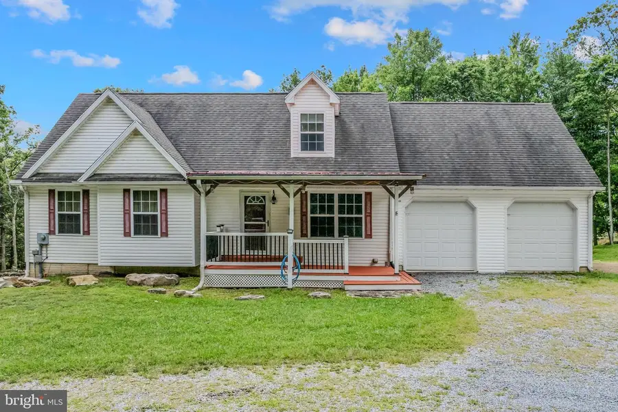 37 Paynes Ln, Berkeley Springs, WV 25411 - #2