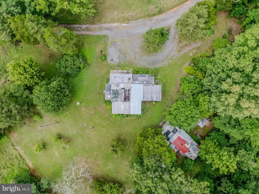 175 Pheasant Ln, Berkeley Springs, WV 25411 - #3