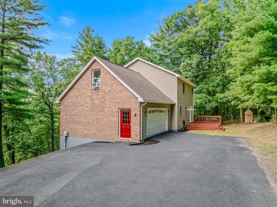 1787 Spohrs Rd, Berkeley Springs, WV 25411 - #2