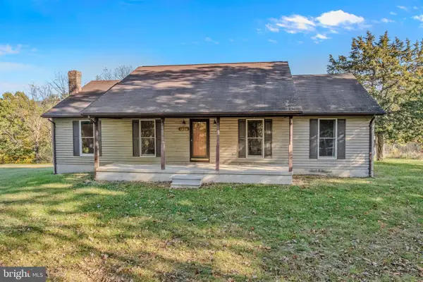 1909 Spohrs Rd, BERKELEY SPRINGS, WV 25411