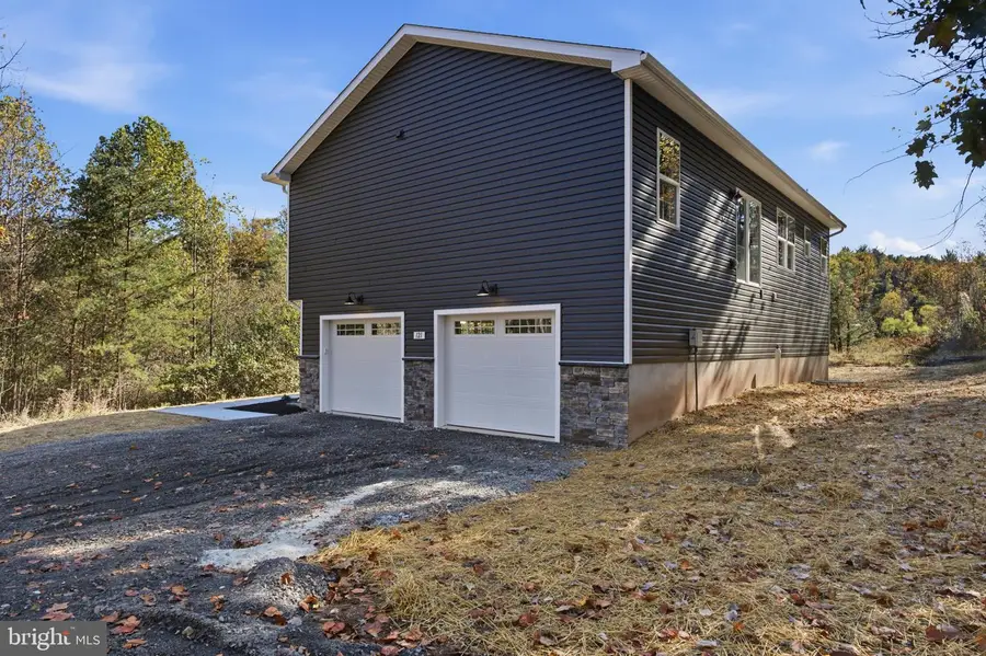 121 Triumph Way, Hedgesville, WV 25427 - #2