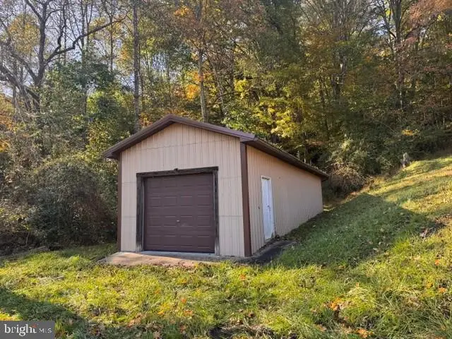 Whetstone Rd, Mannington, WV 26582 - #3