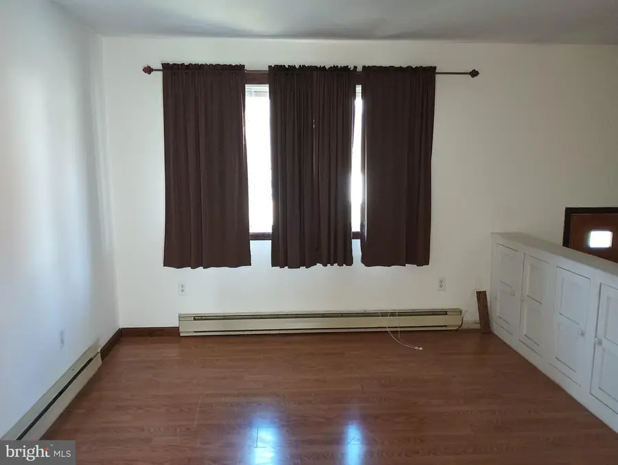 108 King Dr, Kingwood, WV 26537 - Image #2